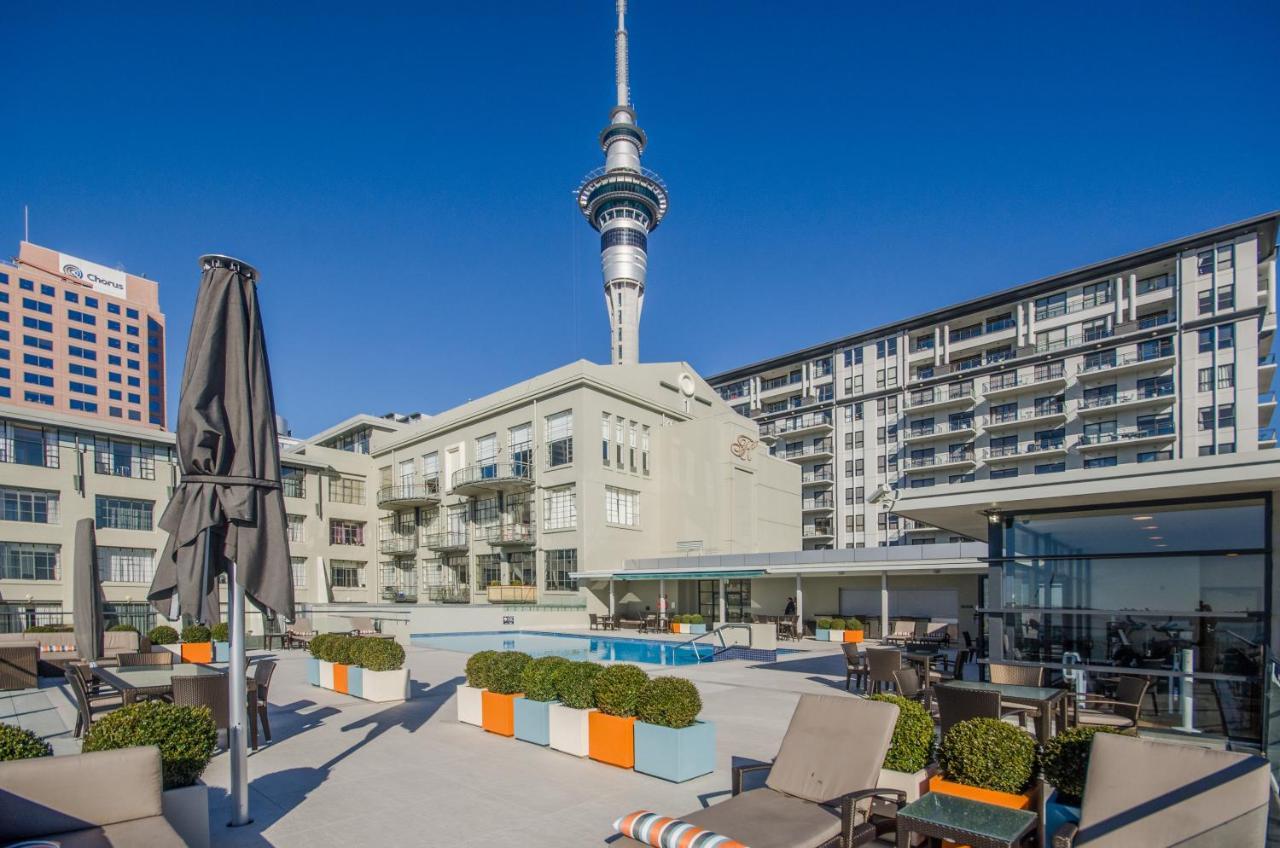 Corporates Delight + Roof Top Pool! オークランド エクステリア 写真